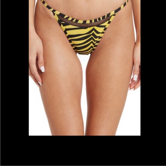 KENDALL + KYLIE TRIANGLE MESH LEOPARD SWIM BOTTOM. - Picture 9 of 10